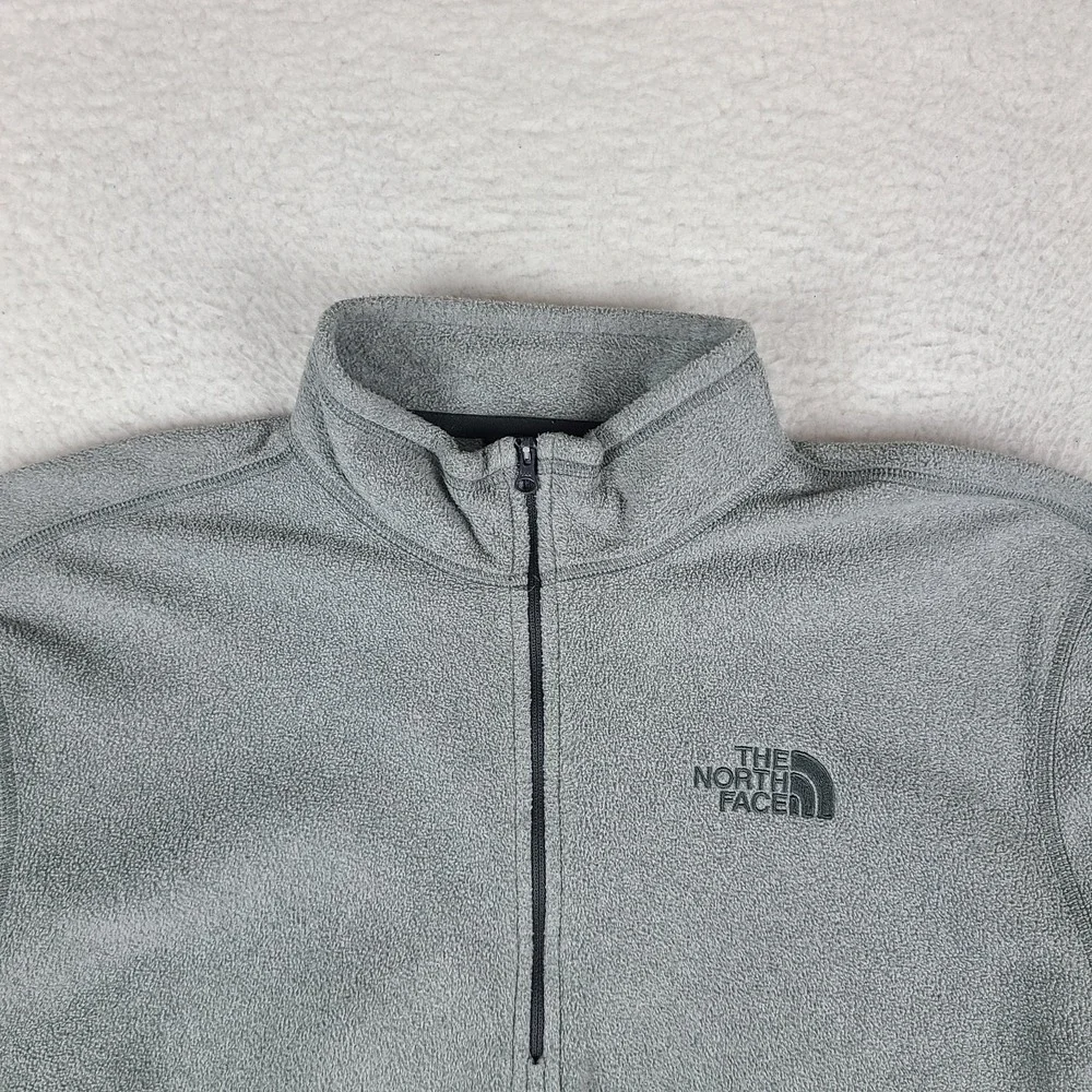The North Face Sweater Mens Large Gray Fleece Quarter Zip Sweatshirt